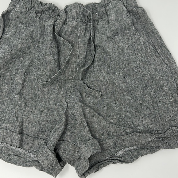Uniqlo Chambray Linen Cotton Blend Elastic Waist Shorts - Picture 5 of 9